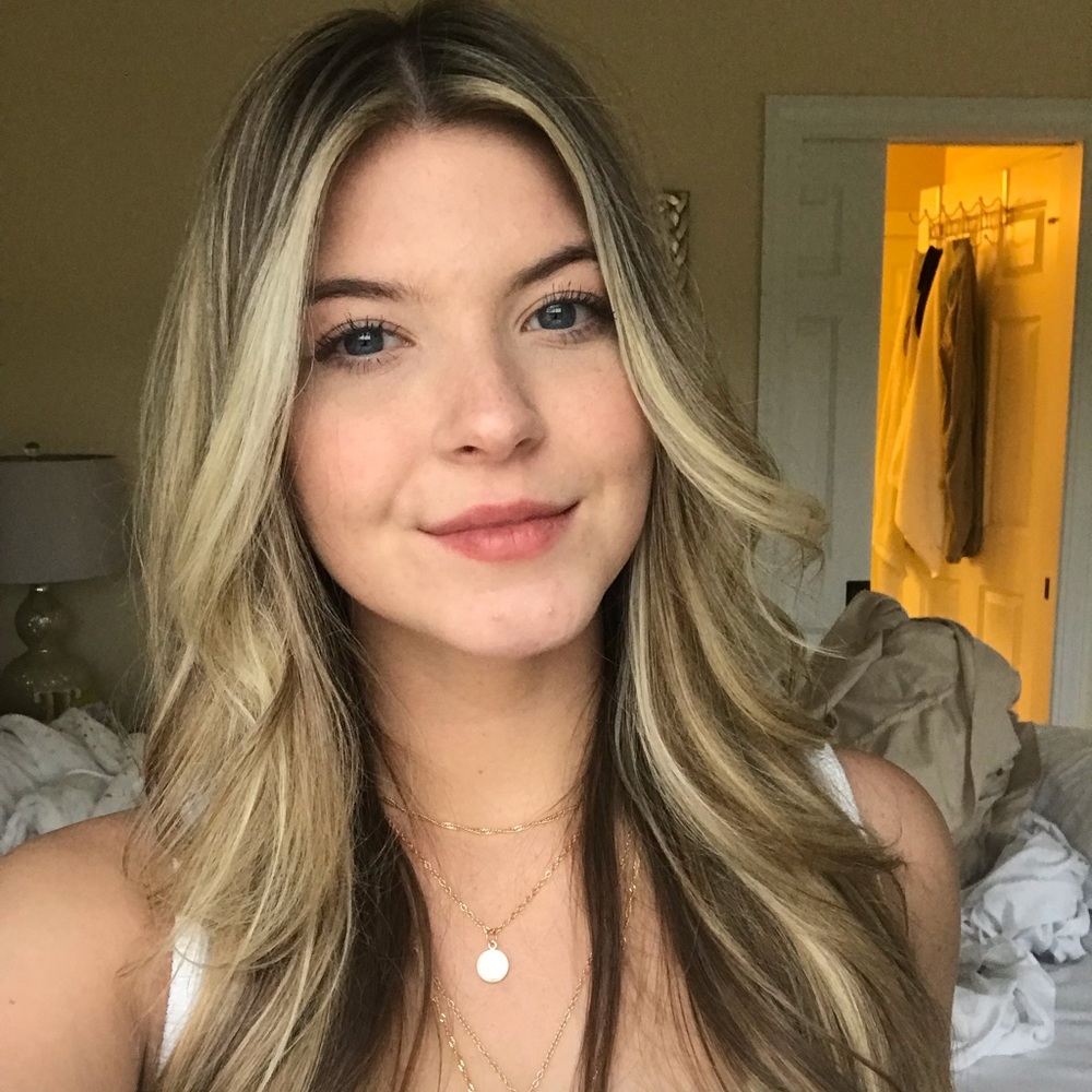 Meet your Posher, Julia